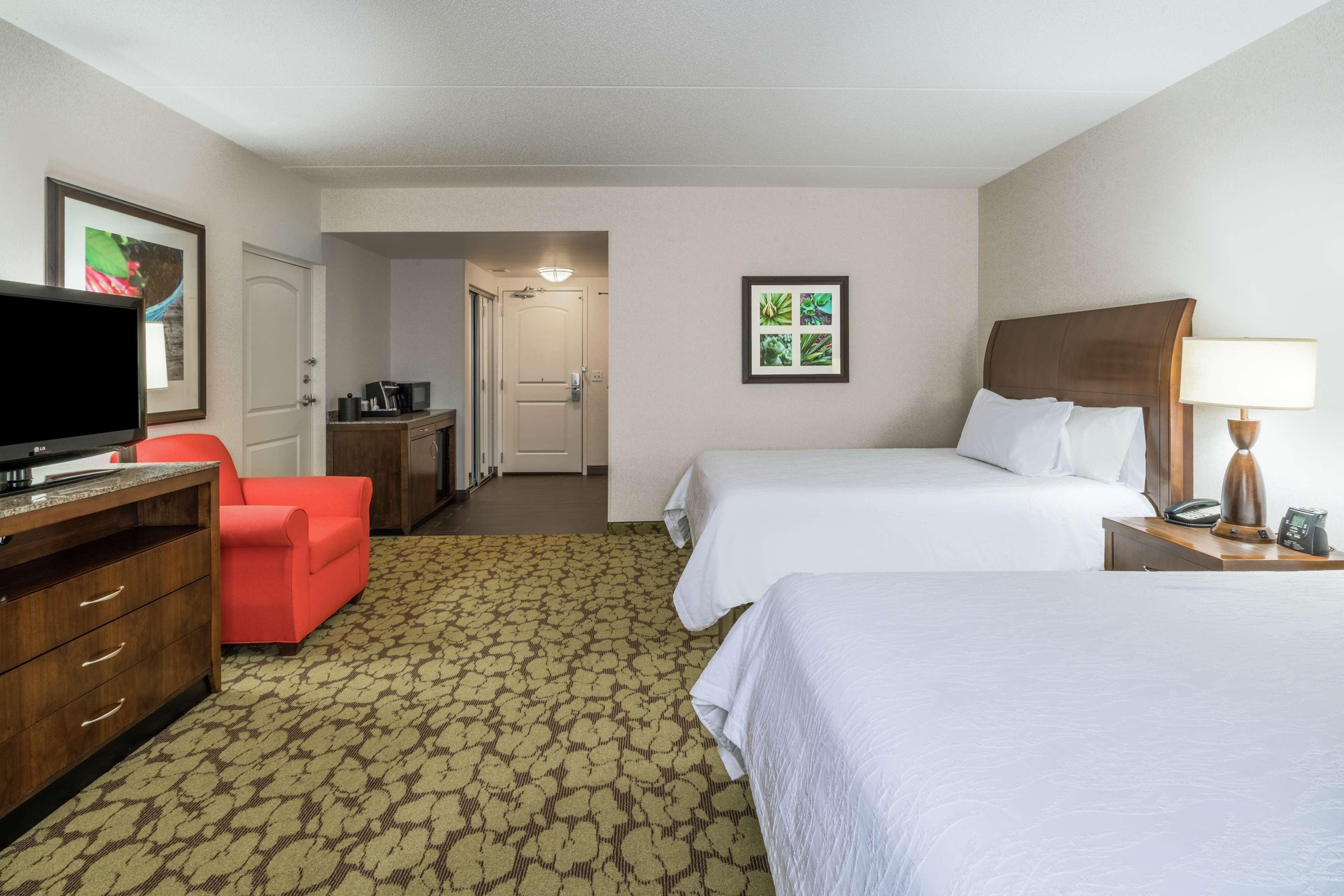 Hilton Garden Inn Valley Forge/Oaks Exterior photo