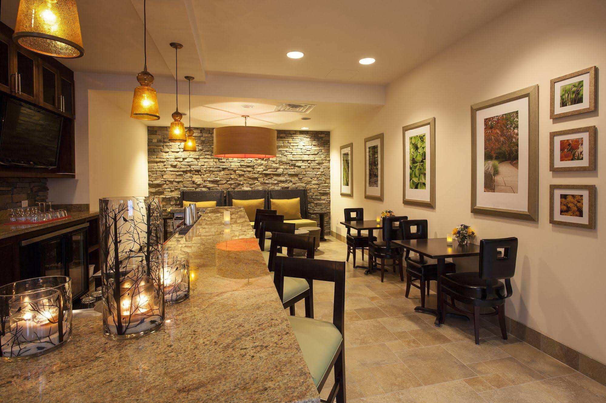 Hilton Garden Inn Valley Forge/Oaks Exterior photo